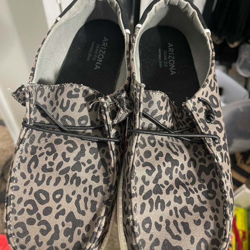 Arizona Jean Company Leopard Print Sneakers - Black and Tan